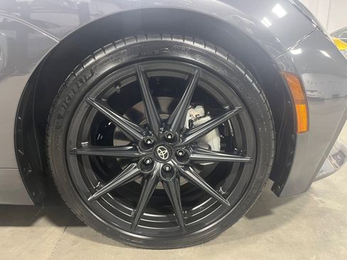 Used 2023 Toyota GR86 Premium image 20