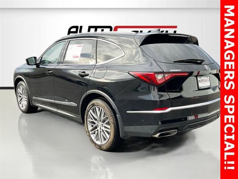 Used 2023 Acura MDX SH-AWD w/ Advance Package image 5
