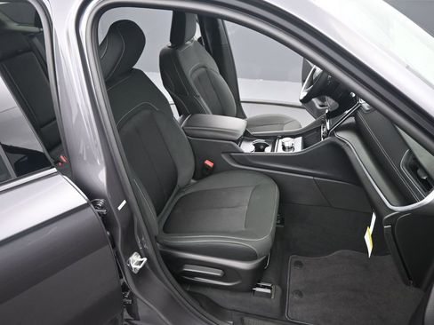 New 2025 Jeep Grand Cherokee L Laredo w/ Luxury Tech Group I image 21