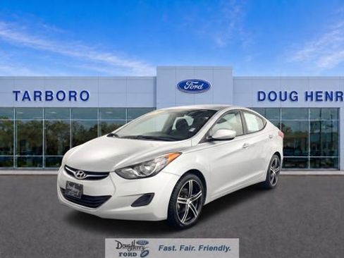 Used 2013 Hyundai Elantra GLS FWD image 1
