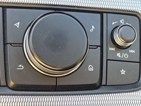 Used 2025 MAZDA CX-90 3.3 Turbo w/ Preferred Package AWD/4WD image 12