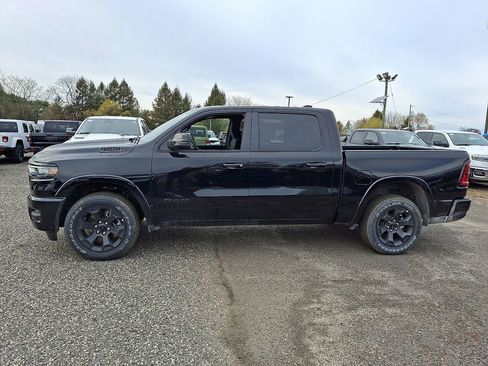 New 2026 RAM 1500 4x4 Crew Cab image 5