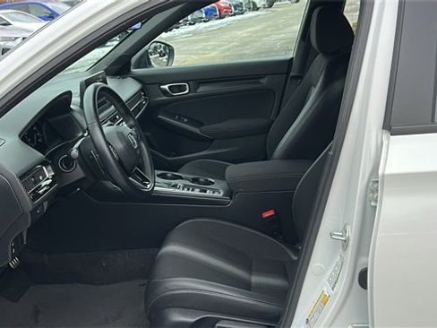Used 2024 Honda Civic Sport image 9