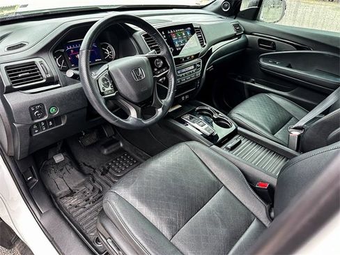Used 2022 Honda Passport Elite image 14