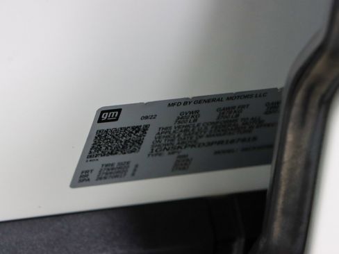 Used 2023 Chevrolet Tahoe Z71 w/ Luxury Package image 39