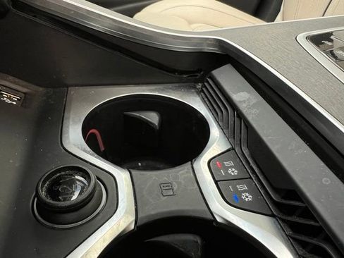 Used 2020 BMW X7 xDrive40i w/ Executive Package image 39