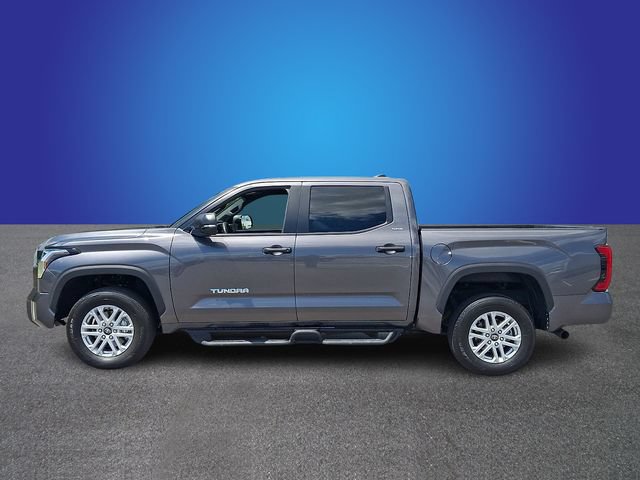 Used 2025 Toyota Tundra SR5 w/ SR5 Convenience Package AWD/4WD image 7