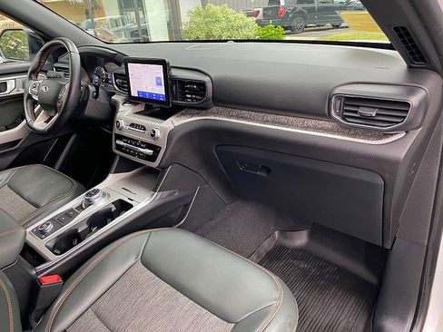 Used 2023 Ford Explorer Timberline w/ Timberline Technology Package AWD/4WD image 28
