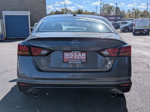 New 2025 Nissan Altima 2.5 SV image 8
