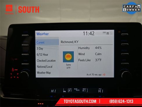 Used 2024 Toyota Sienna Platinum image 18
