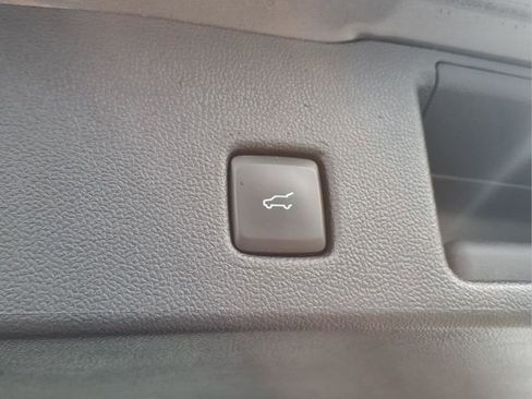 Used 2022 Ford Escape SE w/ Convenience Package image 29