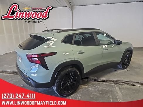 New 2026 Chevrolet Trax ACTIV w/ Driver Confidence Package FWD image 2