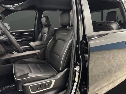 Used 2025 RAM 1500 Laramie w/ Sport Appearance Package image 4