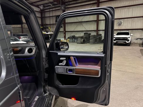 Used 2019 Mercedes-Benz G 550 image 25
