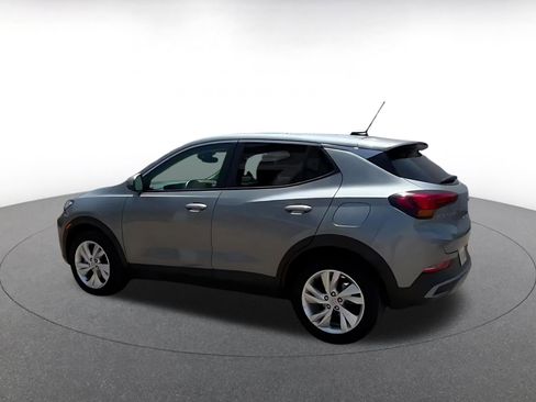 Used 2025 Buick Encore GX Preferred FWD image 10