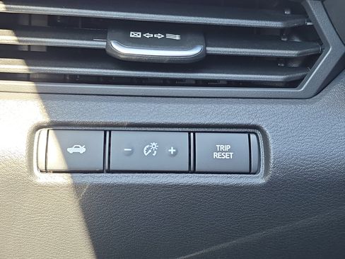 New 2025 Nissan Altima 2.5 SR image 24