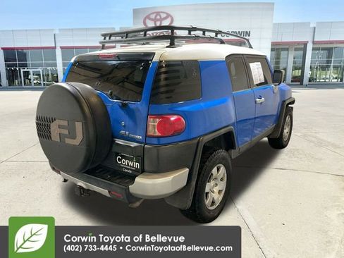 Used 2008 Toyota FJ Cruiser 4WD image 8