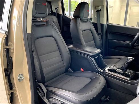 Used 2022 GMC Canyon AT4 w/ Trailering Package AWD/4WD image 27