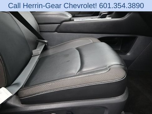 Used 2023 Nissan Pathfinder SL w/ SL Premium Package FWD image 26