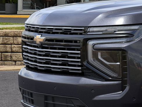 New 2026 Chevrolet Suburban High Country image 37