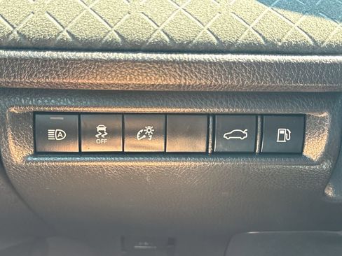 Used 2026 Toyota Camry XLE w/ Premium Package AWD/4WD image 31