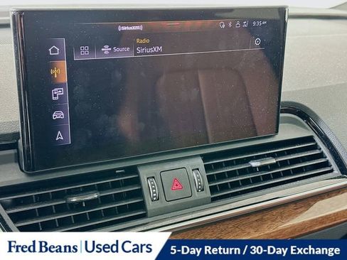 Used 2023 Audi Q5 2.0T Premium w/ Convenience Package AWD/4WD image 15