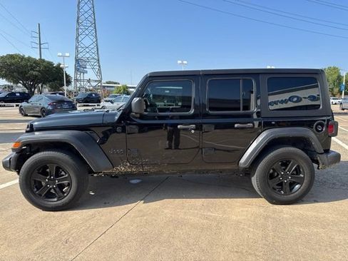 Used 2022 Jeep Wrangler Unlimited Sport AWD/4WD image 4