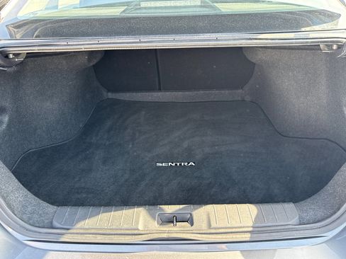 Used 2024 Nissan Sentra S image 18