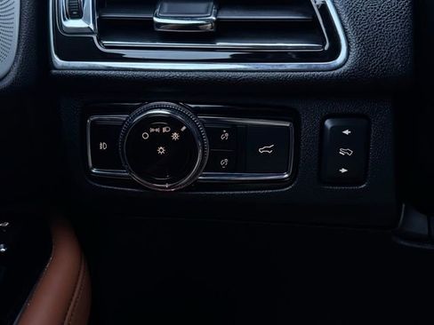 Used 2020 Lincoln Navigator L Reserve w/ Equipment Group 208A Reserve image 37