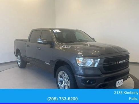 Used 2020 RAM 1500 Big Horn AWD/4WD image 1