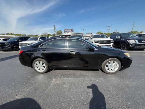 Used 2007 Lexus ES 350 w/ Premium Pkg FWD image 2
