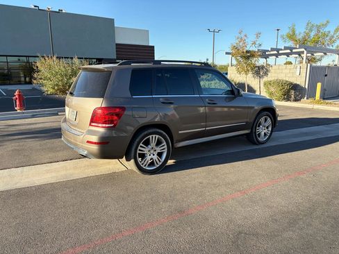 Used 2013 Mercedes-Benz GLK 350 2WD image 4