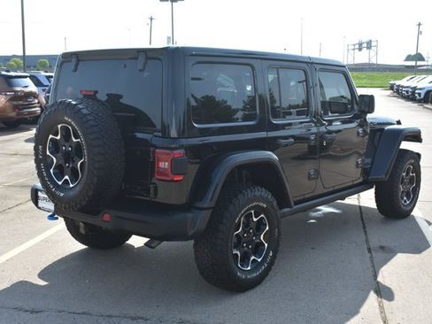 Used 2022 Jeep Wrangler Unlimited Rubicon 4xe w/ Steel Bumper Group AWD/4WD image 5