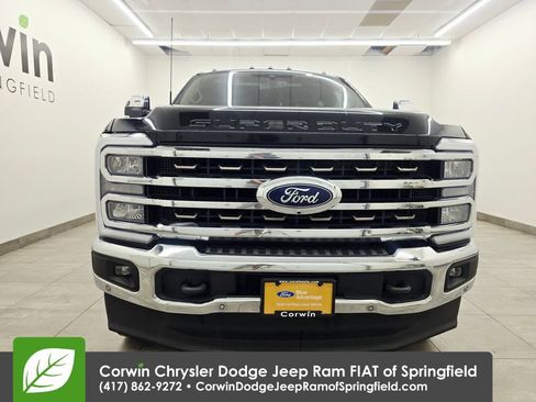 Used 2025 Ford F250 King Ranch AWD/4WD image 7