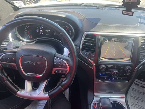 Used 2017 Jeep Grand Cherokee SRT AWD/4WD image 12