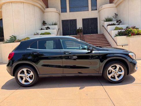 Used 2019 Mercedes-Benz GLA 250 4MATIC image 8