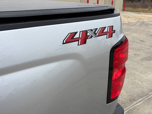 Used 2018 Chevrolet Silverado 1500 LT image 22