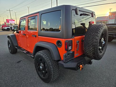 Used 2015 Jeep Wrangler Unlimited Sport w/ Quick Order Package 24S AWD/4WD image 7