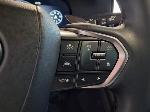 Used 2025 Lexus GX 550 w/ Accessory Package (31) AWD/4WD image 23