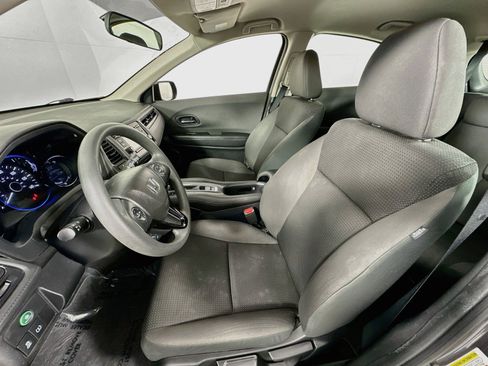 Used 2022 Honda HR-V LX image 19