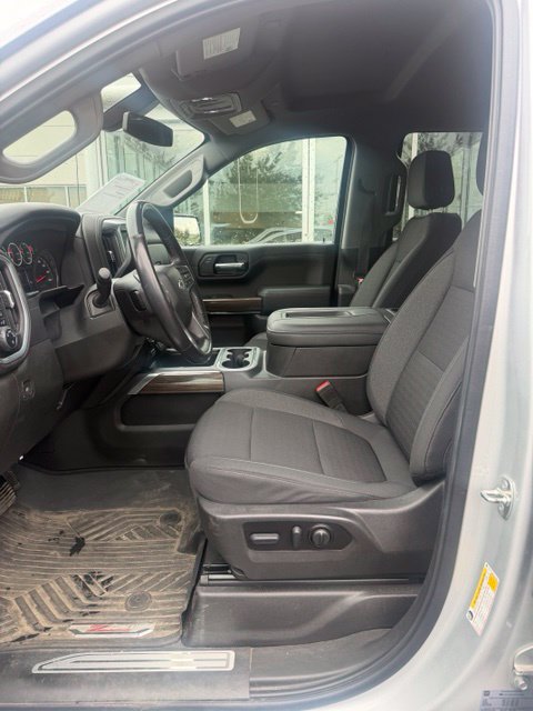 Used 2022 Chevrolet Silverado 1500 RST AWD/4WD image 4