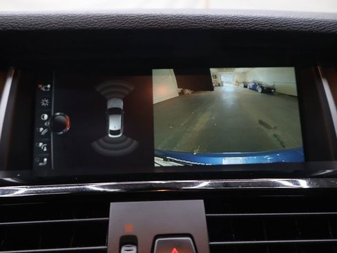 Used 2018 BMW X4 M40i image 22