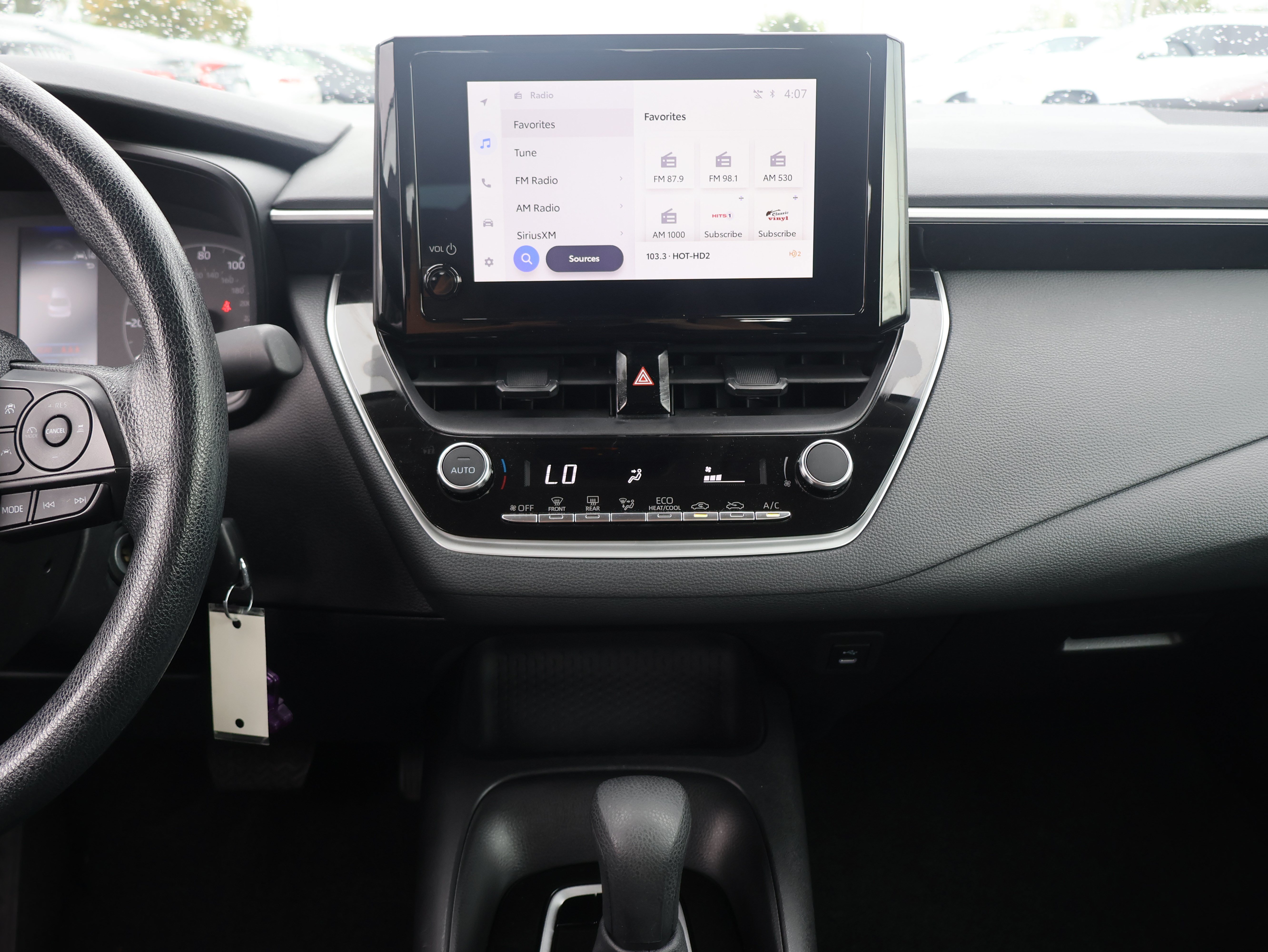 Used 2025 Toyota Corolla LE FWD image 20