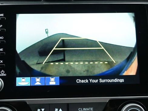 Used 2019 Honda Civic Touring image 22