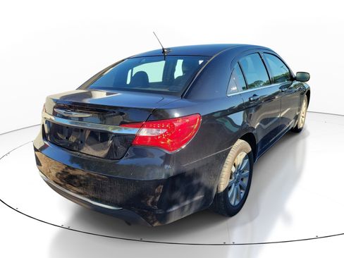 Used 2013 Chrysler 200 Touring w/ Cold Weather Group FWD image 6