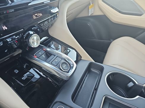 New 2026 Acura MDX SH-AWD image 25