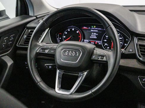 Used 2023 Audi Q5 2.0T Premium w/ Convenience Package AWD/4WD image 17