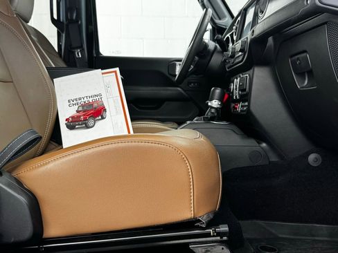 Certified 2023 Jeep Gladiator Rubicon w/ LED Lighting Group image 6