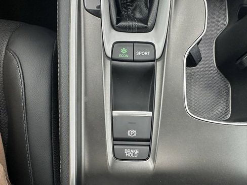 Used 2018 Honda Accord Touring image 26