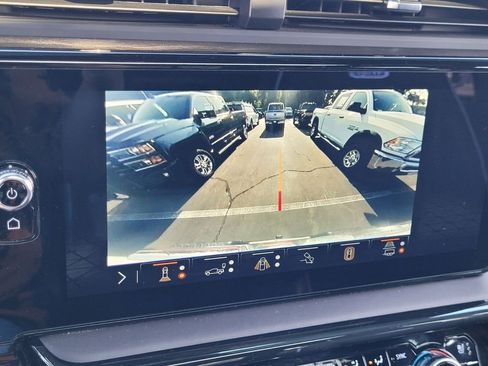 Used 2024 GMC Sierra 1500 AT4X AWD/4WD image 19